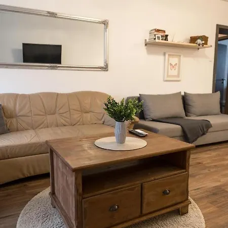 Sflower Apartamento Eger